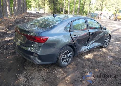 2023 Kia Forte Lxs z USA, uszkodzony, nr VIN 3KPF24AD4PE644244